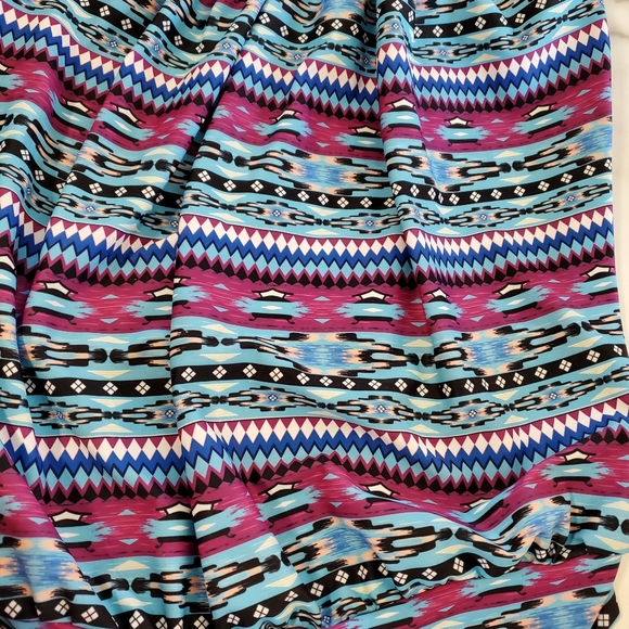 Multi-Colored Print Swim Halter Top size 3XL - Picture 10 of 13